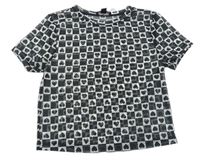 Černo-šedé kostkované síťované crop tričko se srdíčky New Look